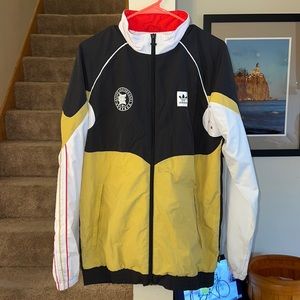 Adidas evisen skateboards white yellow black red windbreaker jacket medium